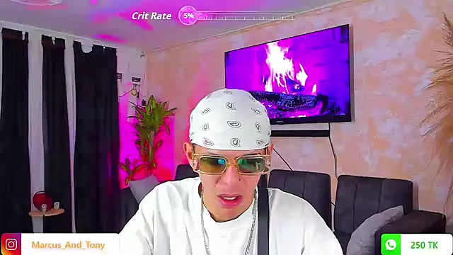 Snapshot of Marcus_and_Tony chatting on September 21, 2025, 4:36 am Marcus and Tony online show from September 21, 2025, 4:36 am