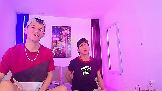 Snapshot of Marcus_and_Tony chatting on July 28, 2026, 9:47 pm Marcus and Tony online show from July 28, 2026, 9:47 pm