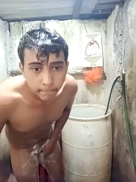 lalop221 online show from October 20, 2025, 3:18 am