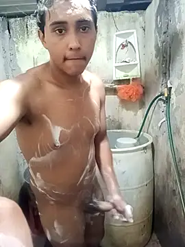 lalop221 online show from October 21, 2025, 3:40 am