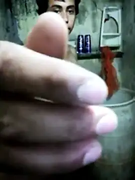 lalop221 online show from April 6, 2026, 2:42 am