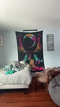 Lunablu13 online show from January 5, 2026, 7:17 pm