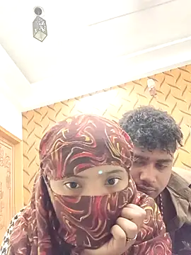 romantic couple1 online show from March 18, 2026, 1:20 am