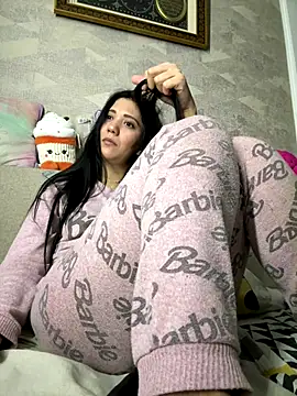 PrincessYYara online show from December 14, 2025, 7:40 pm