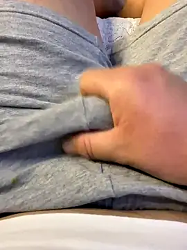 Snapshot of camboys_poyraz chatting on November 26, 2025, 10:22 pm camboys poyraz online show from November 26, 2025, 10:22 pm