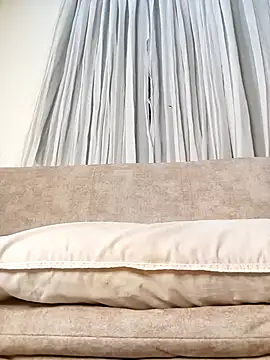 Snapshot of Marian_Zeller chatting on November 13, 2025, 9:19 am Marian Zeller online show from November 13, 2025, 9:19 am