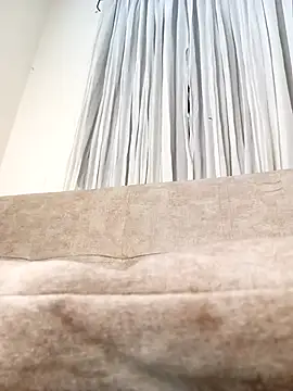 Snapshot of Marian_Zeller chatting on November 14, 2025, 9:19 am Marian Zeller online show from November 14, 2025, 9:19 am