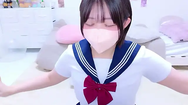 Snapshot of Hinata_Sun chatting on June 18, 2026, 12:53 pm Hinata Sun online show from June 18, 2026, 12:53 pm