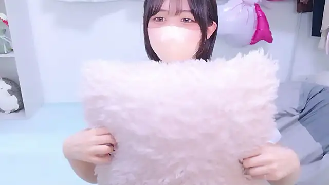 Snapshot of Hinata_Sun chatting on July 1, 2026, 12:07 pm Hinata Sun online show from July 1, 2026, 12:07 pm