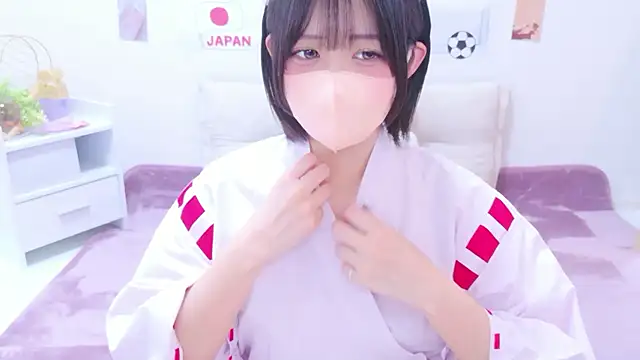 Snapshot of Hinata_Sun chatting on July 12, 2026, 1:13 pm Hinata Sun online show from July 12, 2026, 1:13 pm