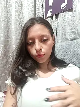 Snapshot of Lahila_ chatting on October 13, 2025, 1:22 pm Lahila online show from October 13, 2025, 1:22 pm