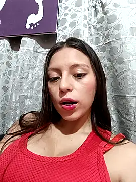 Snapshot of Lahila_ chatting on October 18, 2025, 1:12 pm Lahila online show from October 18, 2025, 1:12 pm