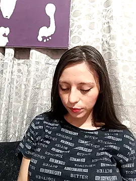 Snapshot of Lahila_ chatting on October 21, 2025, 2:18 pm Lahila online show from October 21, 2025, 2:18 pm