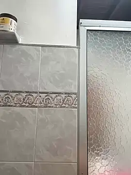 mia mancinii online show from October 10, 2025, 7:02 pm