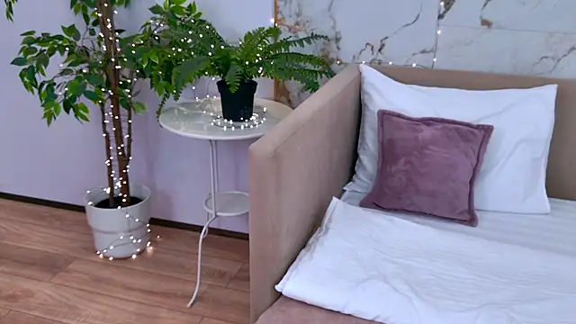 AmadaReine online show from January 15, 2026, 4:11 pm