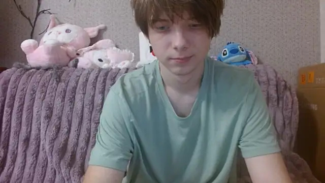 Snapshot of hilt_on_ chatting on November 19, 2025, 10:04 am hilt on online show from November 19, 2025, 10:04 am