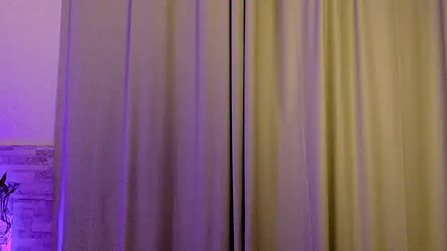 xbigpeach online show from May 19, 2026, 1:56 am