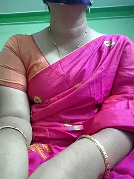 Snapshot of Kerala_Adhya chatting on December 15, 2025, 2:10 pm Kerala Adhya online show from December 15, 2025, 2:10 pm