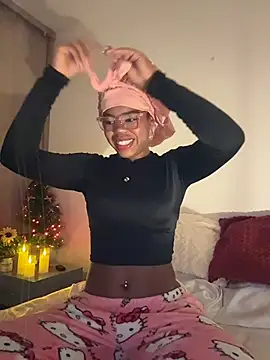 Sweet-Jade online show from December 15, 2025, 9:13 am