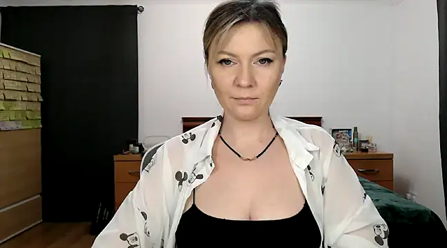 Snapshot of ParadiseAlina chatting on January 30, 2025, 7:04 pm ParadiseAlina online show from January 30, 2025, 7:04 pm