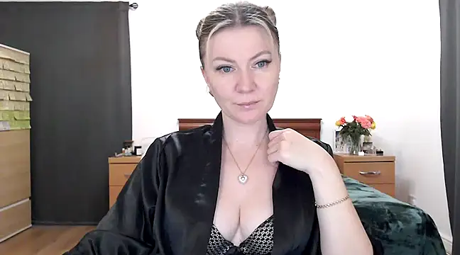 Snapshot of ParadiseAlina chatting on March 19, 2025, 6:23 pm ParadiseAlina online show from March 19, 2025, 6:23 pm