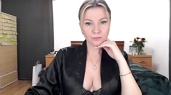 Snapshot of ParadiseAlina chatting on March 22, 2025, 9:21 pm ParadiseAlina online show from March 22, 2025, 9:21 pm