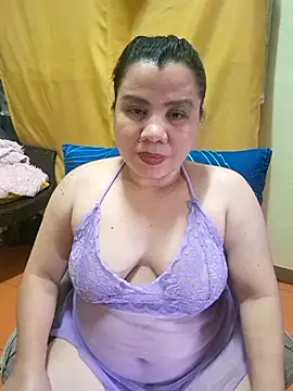 Snapshot of hotlyn45 chatting on October 17, 2025, 12:25 am hotlyn45 online show from October 17, 2025, 12:25 am