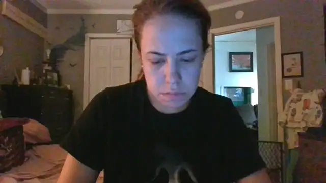 Vaua089 online show from May 24, 2026, 9:42 pm