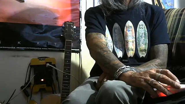 crassanova online show from June 30, 2026, 12:44 am