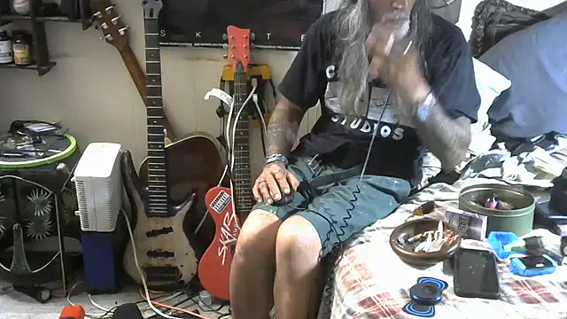 crassanova online show from July 29, 2026, 9:40 am