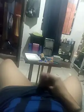 Snapshot of Ardillaxxxx199 chatting on December 14, 2025, 10:14 pm Ardillaxxxx199 online show from December 14, 2025, 10:14 pm