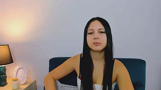 TaliaAdorable online show from November 14, 2025, 9:19 am