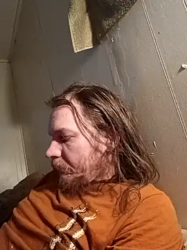 Snapshot of Poundtown1226 chatting on February 14, 2026, 12:24 pm Poundtown1226 online show from February 14, 2026, 12:24 pm