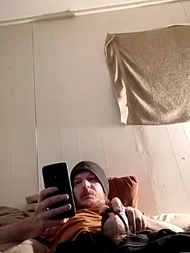Snapshot of Poundtown1226 chatting on February 16, 2026, 4:30 am Poundtown1226 online show from February 16, 2026, 4:30 am