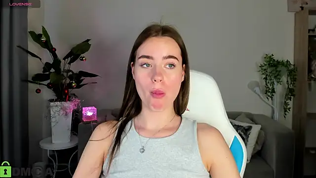 Snapshot of Ameli_Povilain chatting on December 19, 2025, 6:20 am Ameli Povilain online show from December 19, 2025, 6:20 am