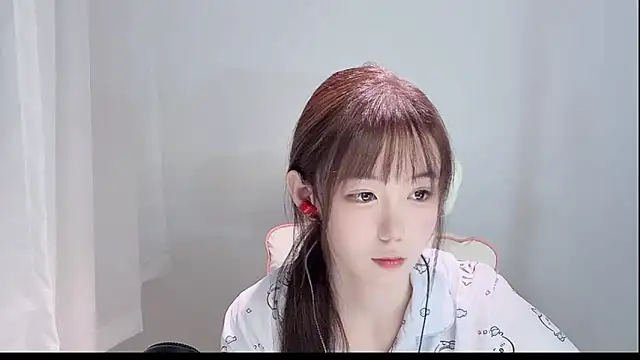 Snapshot of Xiao-runbao chatting on October 17, 2025, 2:30 pm Xiao-runbao online show from October 17, 2025, 2:30 pm