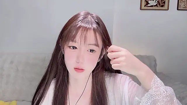 Snapshot of Xiao-runbao chatting on November 1, 2025, 2:08 pm Xiao-runbao online show from November 1, 2025, 2:08 pm