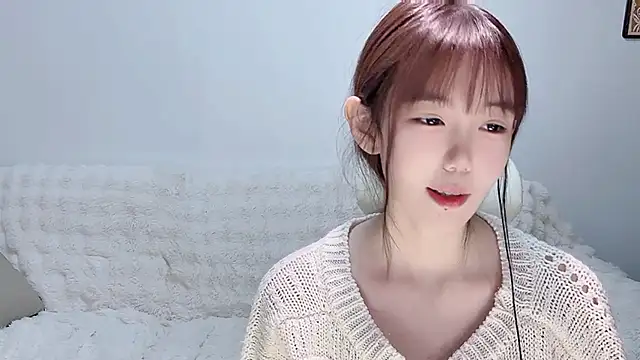 Snapshot of Xiao-runbao chatting on December 4, 2025, 5:10 pm Xiao-runbao online show from December 4, 2025, 5:10 pm