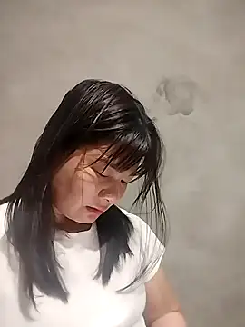 kute-00 online show from February 6, 2026, 1:47 pm