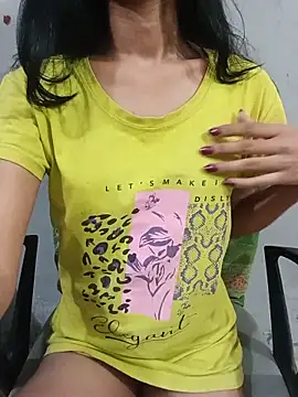Snapshot of Daizy_Shah chatting on May 15, 2026, 6:26 pm Daizy Shah online show from May 15, 2026, 6:26 pm