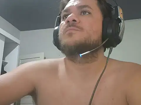 Miguelion2308 online show from January 7, 2026, 1:41 am