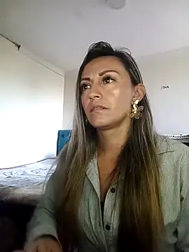 Snapshot of -AngelNova- chatting on December 17, 2025, 1:50 pm -AngelNova- online show from December 17, 2025, 1:50 pm