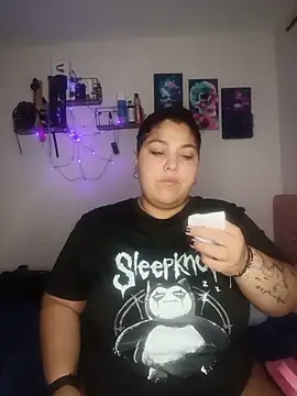 Snapshot of kendra_lil_evill chatting on May 20, 2026, 10:43 am kendra lil evill online show from May 20, 2026, 10:43 am