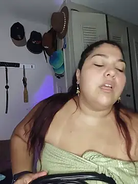 Snapshot of kendra_lil_evill chatting on July 28, 2026, 2:13 pm kendra lil evill online show from July 28, 2026, 2:13 pm