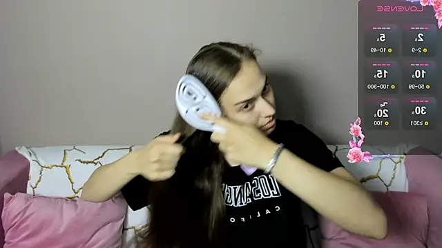 Snapshot of Alisa__Kelly chatting on September 12, 2025, 12:55 am Alisa Kelly online show from September 12, 2025, 12:55 am