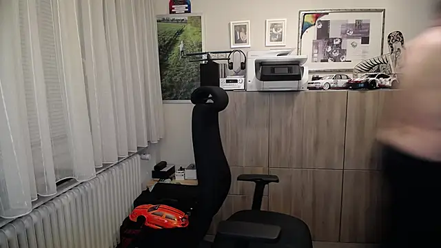 Snapshot of randyandy67 chatting on November 28, 2025, 6:49 am randyandy67 online show from November 28, 2025, 6:49 am