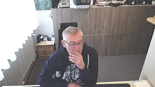 randyandy67 online show from March 13, 2026, 7:48 am