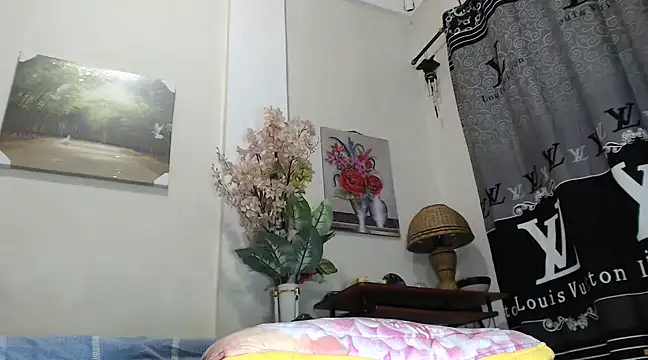 Snapshot of bigasianshane chatting on January 12, 2025, 7:53 pm bigasianshane online show from January 12, 2025, 7:53 pm