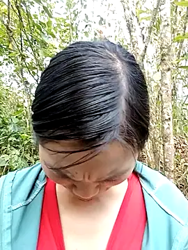 ngan-cute online show from December 3, 2025, 1:46 am