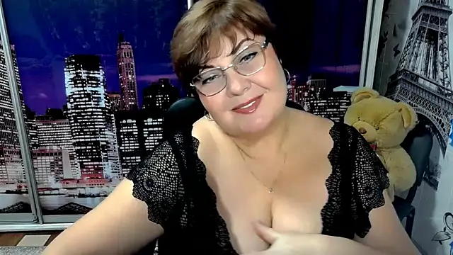 Bela Lana  online show from December 3, 2025, 6:28 pm